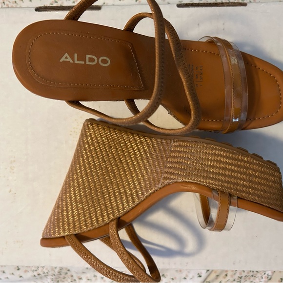 ALDO Brown/Tan Strappy Sandals with Clear Toe Strap - Picture 3 of 5